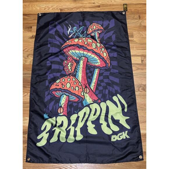 DGK Skateboards Trippin Banner Mushroom Psychedelic NWT 48x29 - Picture 1 of 7
